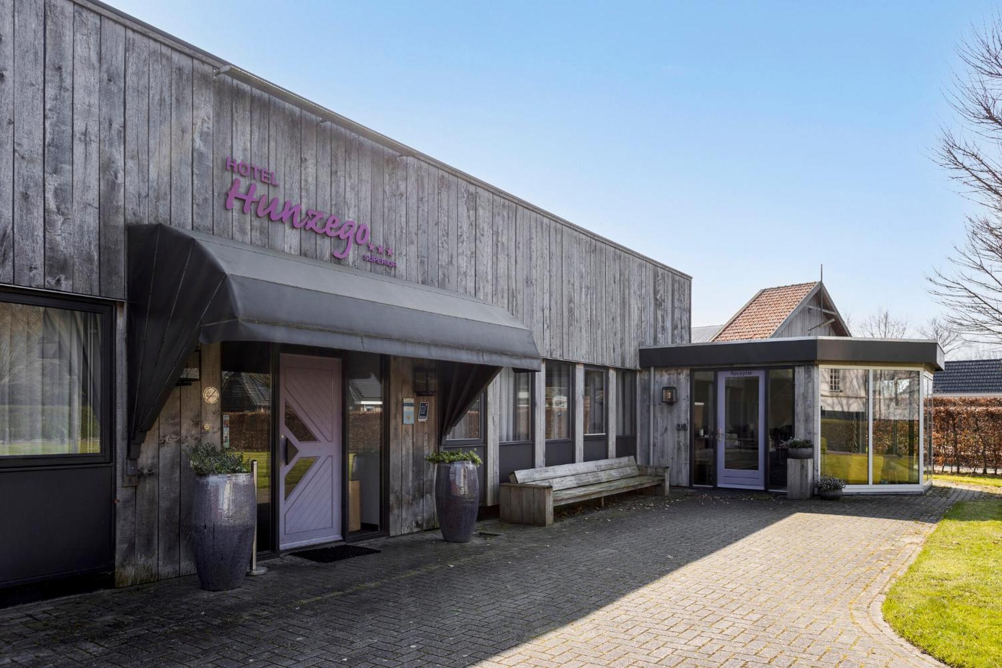 Hunzego Hotel Uithuizermeeden Exterior photo